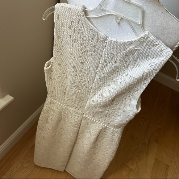 Ann Taylor White Sheath Dress - Picture 4 of 5